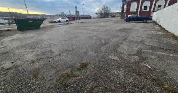 1704 Washington St W, Charleston, WV à vendre - Photo de l’immeuble – Image 2 sur 2