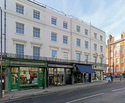 77 Kensington Church St, Londres LND - Local commercial