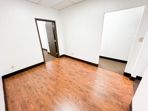 201-203 W Wall St, Midland, TX à louer Photo intérieure– Image 1 sur 10