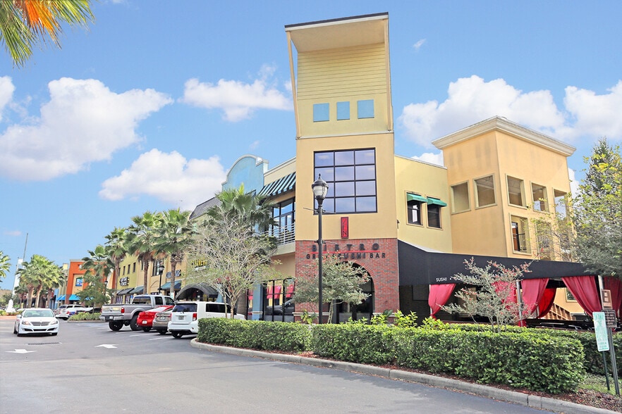 9540-9572 W Linebaugh Ave, Tampa, FL à vendre - Photo de l’immeuble – Image 1 sur 15