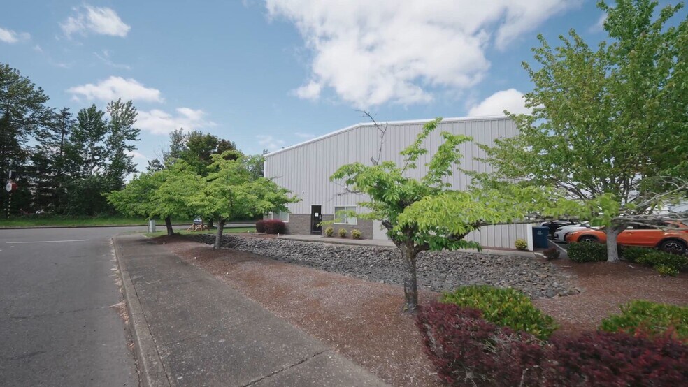 2545 Aerial Way SE, Salem, OR à vendre - Vidéo sur l’annonce professionnelle – Image 2 sur 24