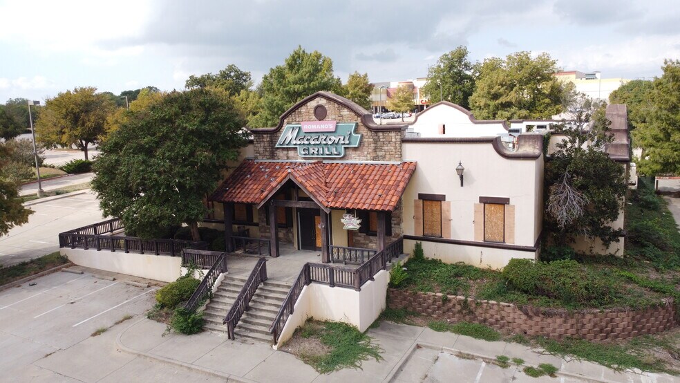 7205 N Central Expy, Plano, TX à louer - Photo de l’immeuble – Image 3 sur 9