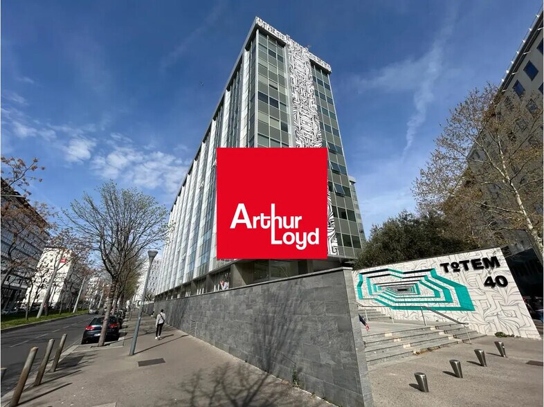 40 Boulevard De Dunkerque, Marseille à louer - Photo de l’immeuble – Image 2 sur 2