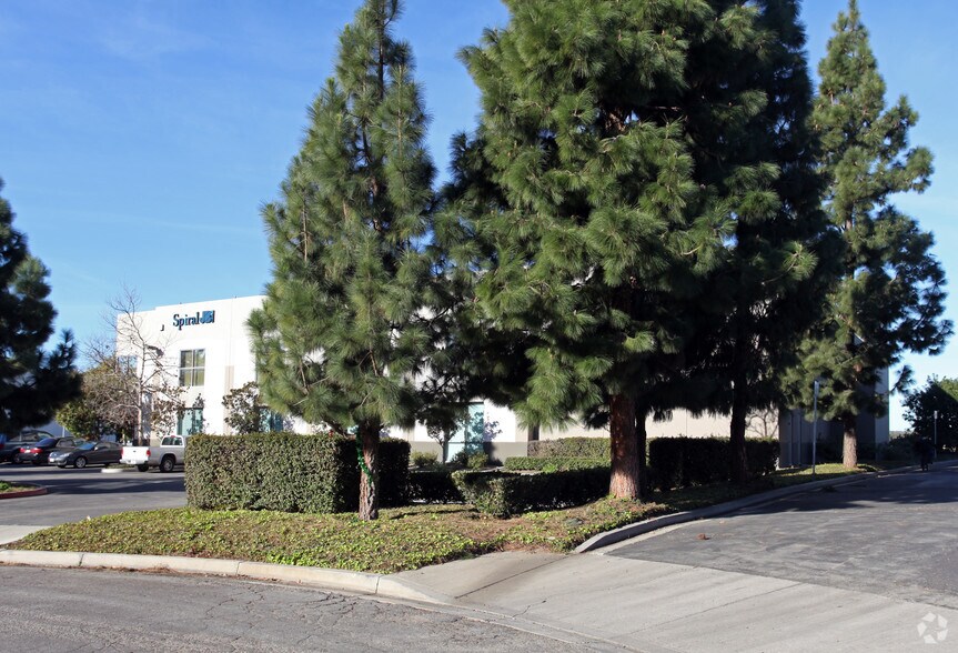 431 Calle San Pablo, Camarillo, CA à louer - Photo de l’immeuble – Image 3 sur 14