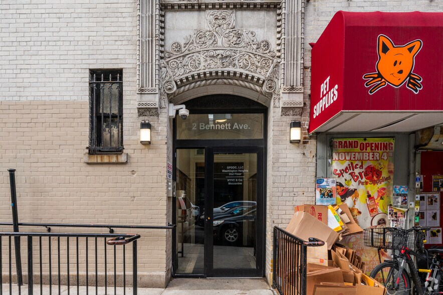 719-725 W 181st St, New York, NY à louer - Photo de l’immeuble – Image 2 sur 5