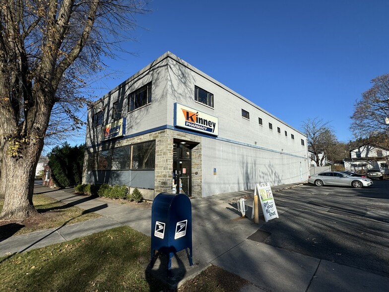 511-513 N Cayuga St, Ithaca, NY à vendre - Photo de l’immeuble – Image 3 sur 28