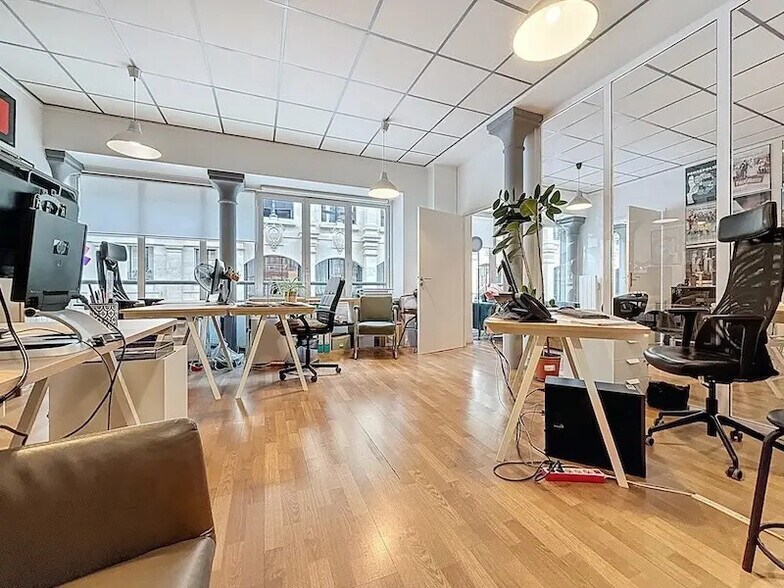 Bureau dans Paris à louer - Photo de l’immeuble – Image 3 sur 10