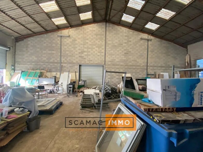 Industriel/Logistique dans Gardanne à louer - Photo intérieure – Image 3 sur 4