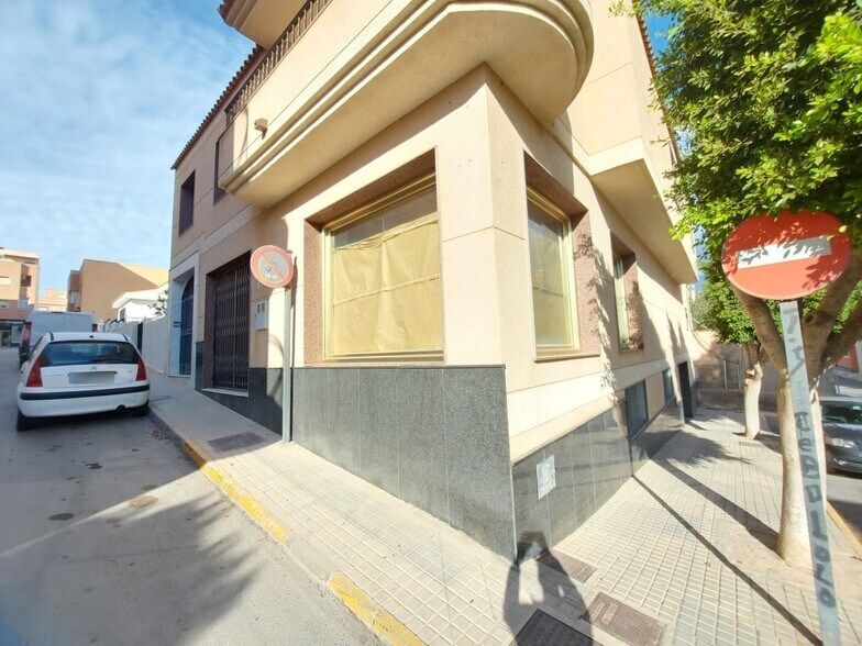 Local commercial dans El Ejido, Almería à louer - Photo de l’immeuble – Image 2 sur 14