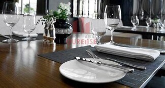 Plus de détails pour Local commercial à louer