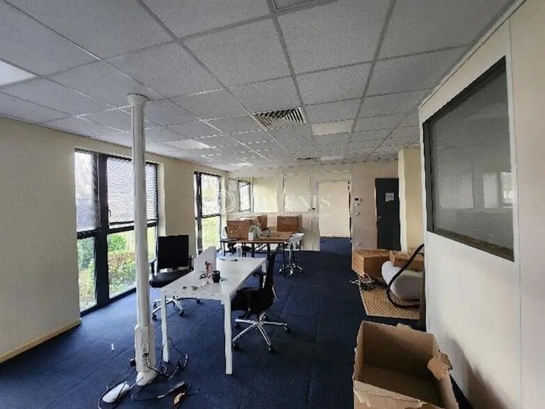 Bureau dans Tours à louer - Photo de l’immeuble – Image 3 sur 7