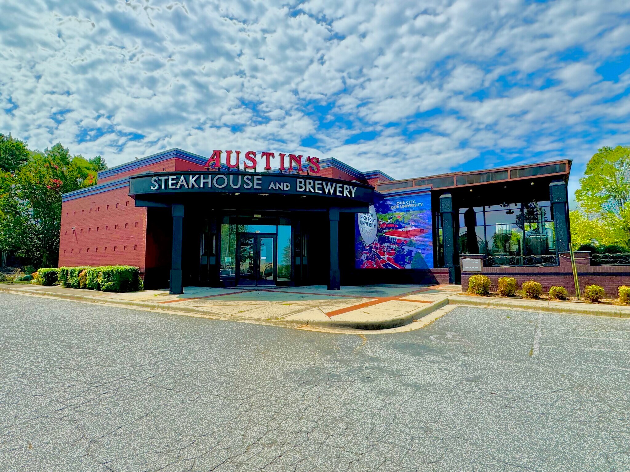914 Mall Loop Rd, High Point, NC à vendre Photo de l’immeuble– Image 1 sur 19