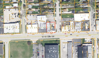 Plus de détails pour 3708 11 Mile Rd, Berkley, MI - Industriel/Logistique à vendre