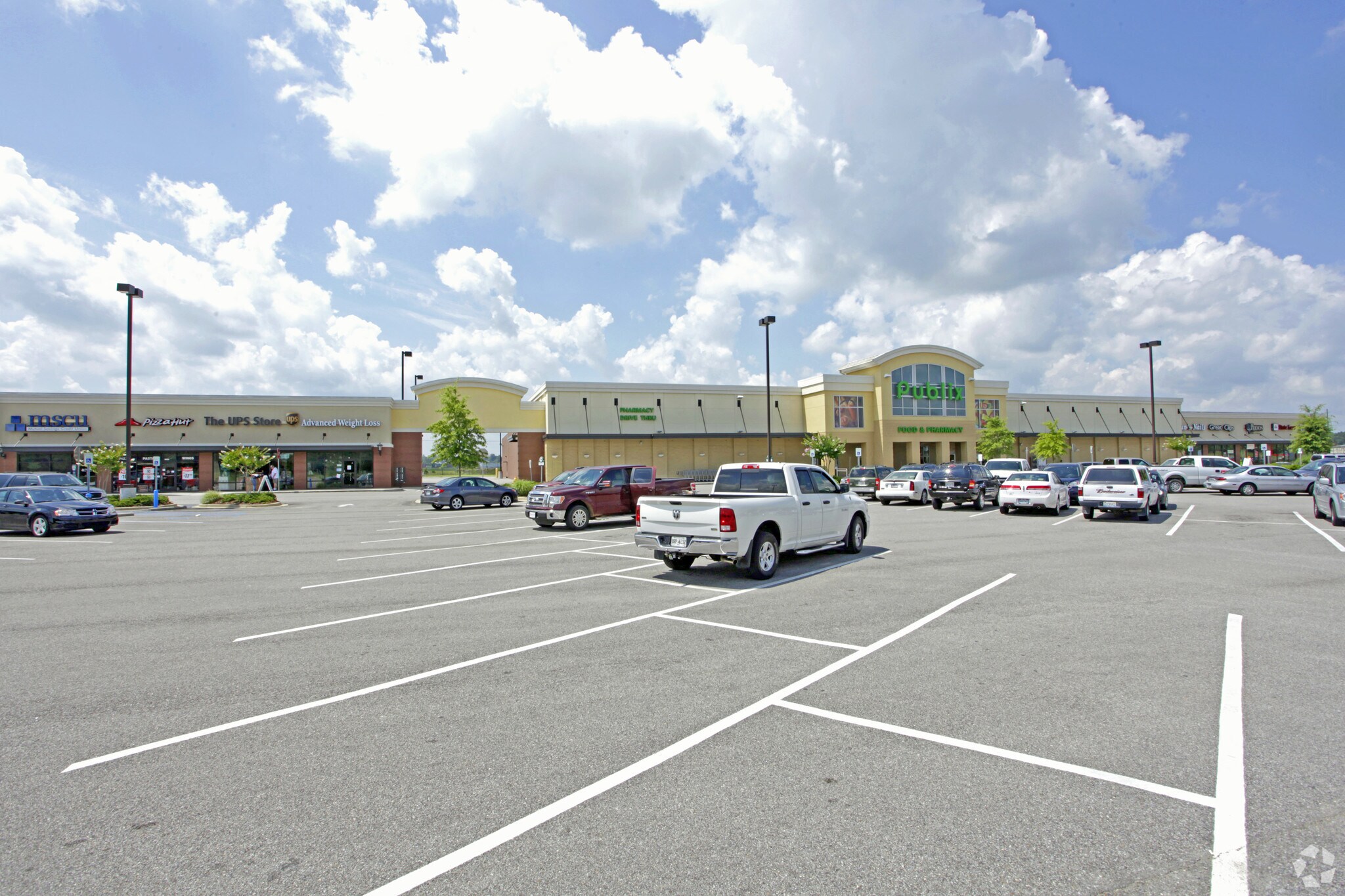 56-136 Marketplace Cir, Calera, AL à louer Photo principale– Image 1 sur 6
