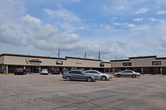 Plus de détails pour 1702 1st St E, Humble, TX - Local commercial à vendre