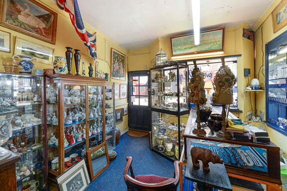 27-31 Commercial Rd, Paddock Wood, KEN TN12 6EN - Lot 27 - - Photo intérieure - Image 2 of 14
