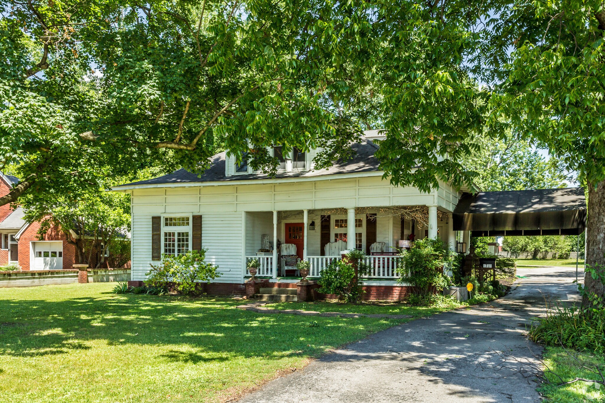 2732 N Highland Ave, Jackson, TN à vendre Photo principale– Image 1 sur 9