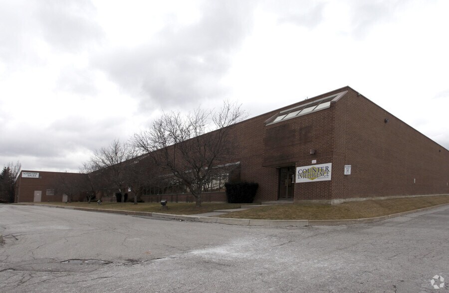 333 N Rivermede Rd, Vaughan, ON à louer - Photo principale – Image 1 sur 3