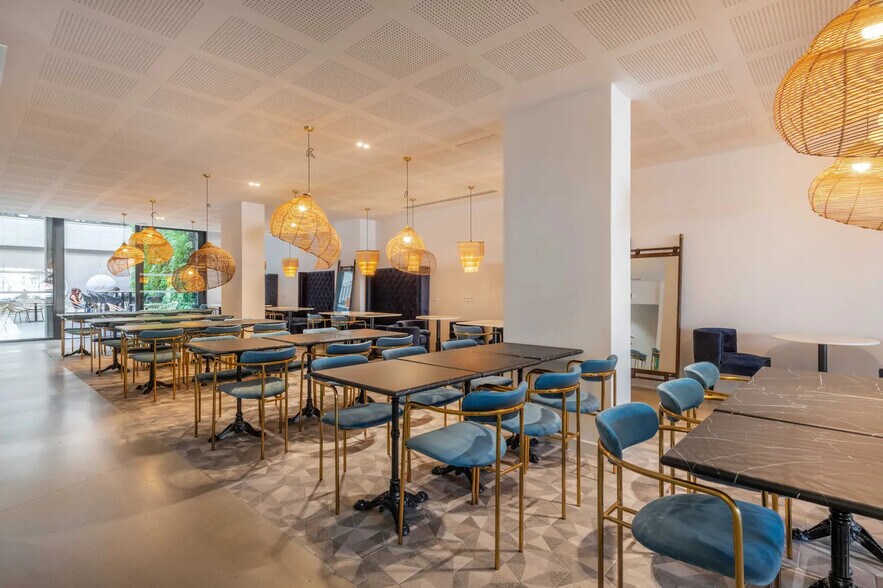 19 Quai De Rive Neuve, Marseille à louer - Photo de l’immeuble – Image 2 sur 12