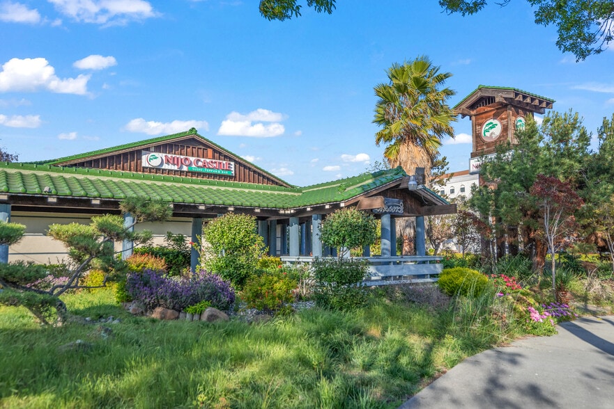 39888 Balentine Dr, Newark, CA à vendre - Photo de l’immeuble – Image 2 sur 21