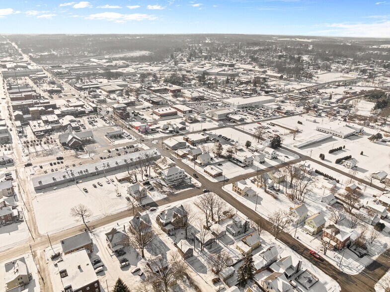 293 N Ellsworth Ave, Salem, OH à vendre - Photo de l’immeuble – Image 3 sur 40