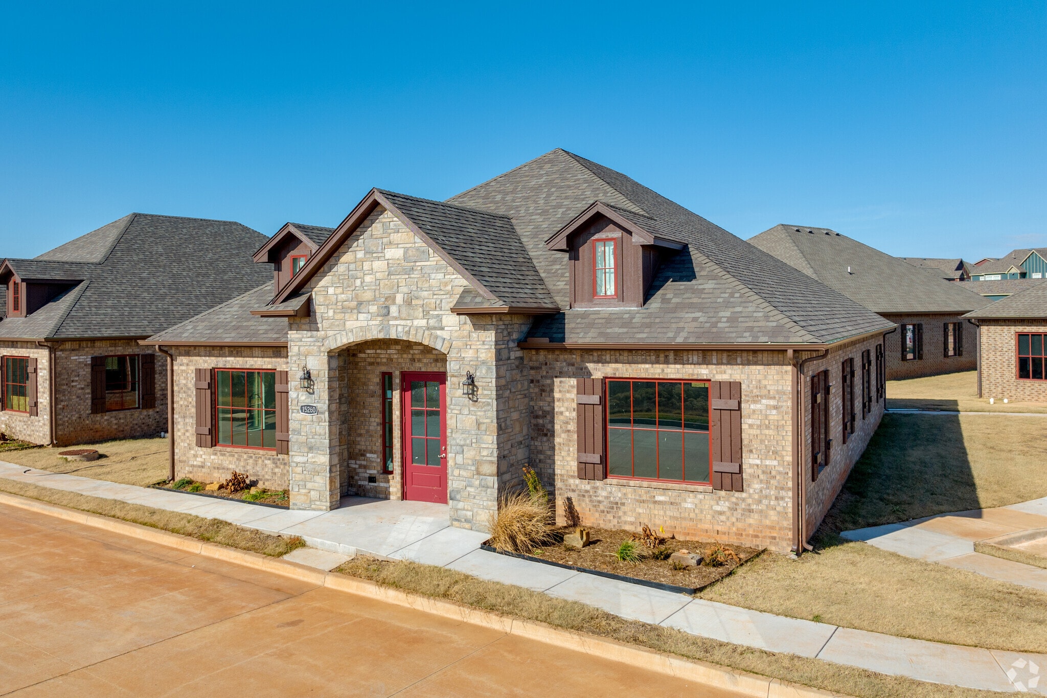 15206 Lleyton Ct, Oklahoma City, OK à vendre Photo principale– Image 1 sur 15