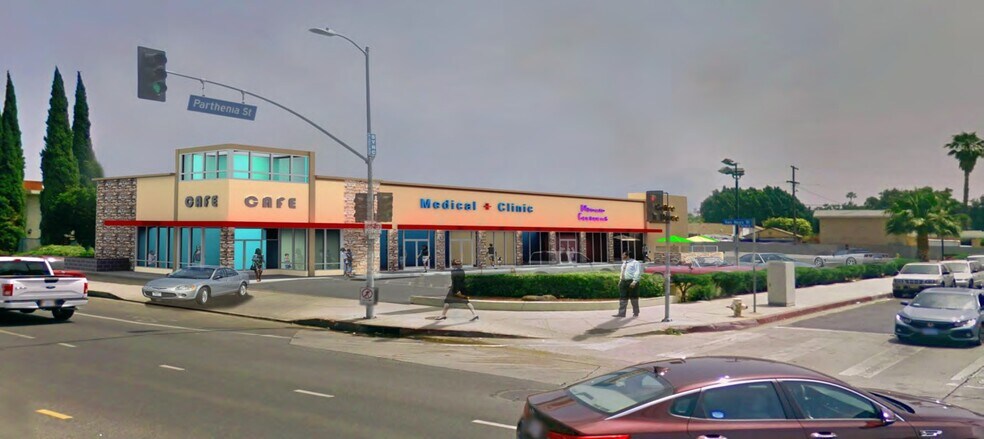 104 S Maclay Ave, San Fernando, CA à louer - Photo de l’immeuble – Image 3 sur 4