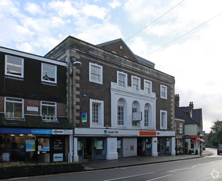 The Broadway, Crowborough à louer - Photo de l’immeuble – Image 2 sur 3