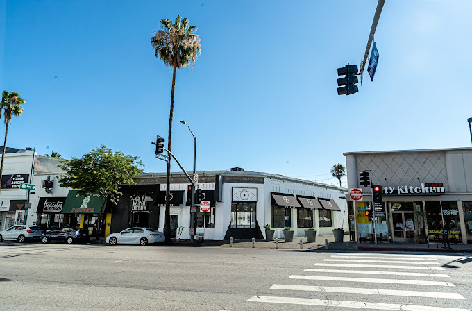 5217-5223 Lankershim Blvd, North Hollywood, CA à louer - Photo de l’immeuble – Image 3 sur 20