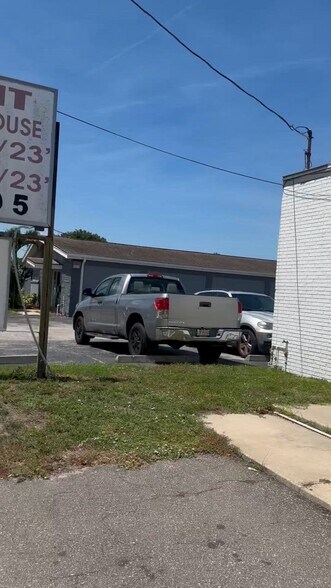 1784 N Hercules Ave, Clearwater, FL à louer - Vidéo sur l’annonce professionnelle – Image 2 sur 4