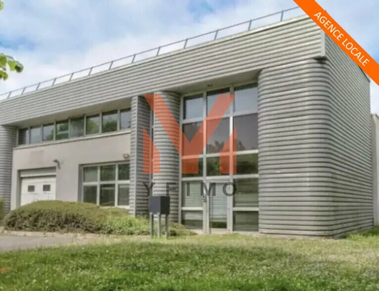 Industriel/Logistique dans Tremblay-en-France à louer - Photo de l’immeuble – Image 1 sur 12