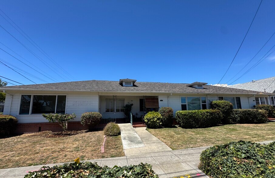 400 Joaquin Ave, San Leandro, CA à vendre - Photo de l’immeuble – Image 3 sur 50