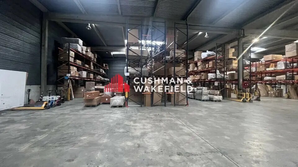 Industriel/Logistique dans Toulouse à louer - Photo de l’immeuble – Image 3 sur 5