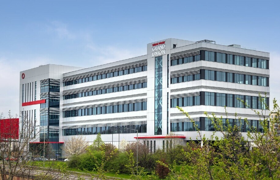 Segro V-Park Grand Union, Wembley à louer - Photo de l’immeuble – Image 3 sur 12