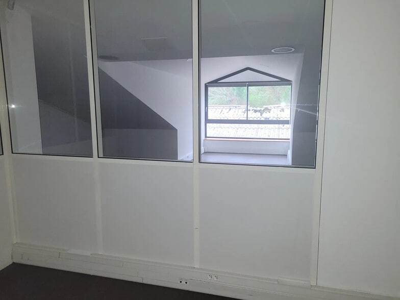 Bureau dans Saint-Paul-lès-Dax à vendre - Photo intérieure – Image 2 sur 2