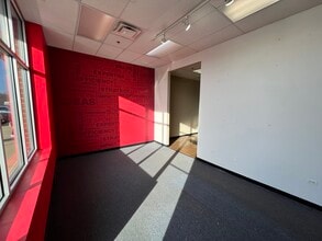 210-240 Peterson Rd, Libertyville, IL à louer Photo intérieure– Image 2 sur 6