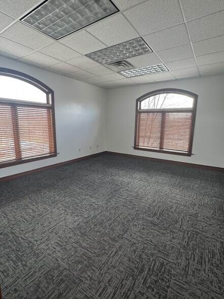 3550 N University Ave, Provo, UT à louer - Photo de l’immeuble – Image 3 sur 13