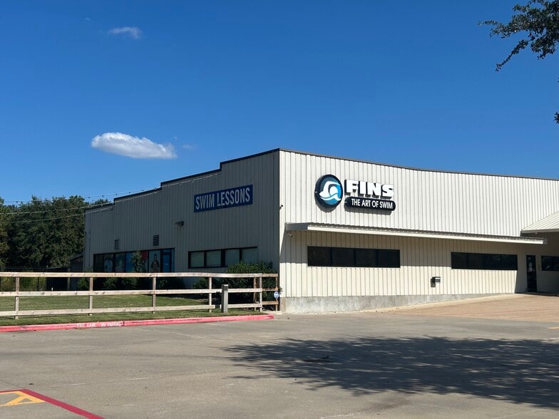 7827 Spring Cypress Rd, Spring, TX à louer - Photo de l’immeuble – Image 3 sur 3