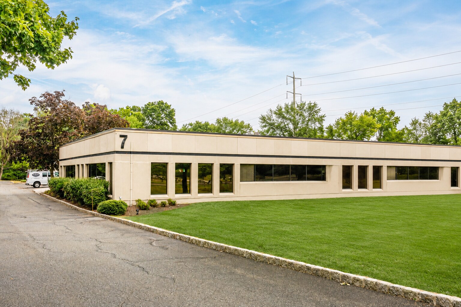 7 E Frederick Pl, Cedar Knolls, NJ à louer Photo de l’immeuble– Image 1 sur 10