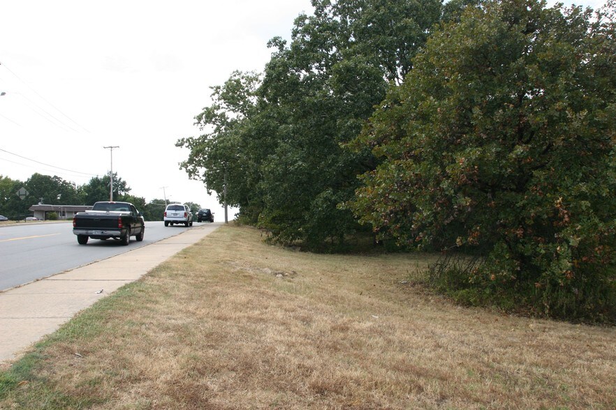 2001 E Kiehl Ave, Sherwood, AR à vendre - Photo de l’immeuble – Image 3 sur 4