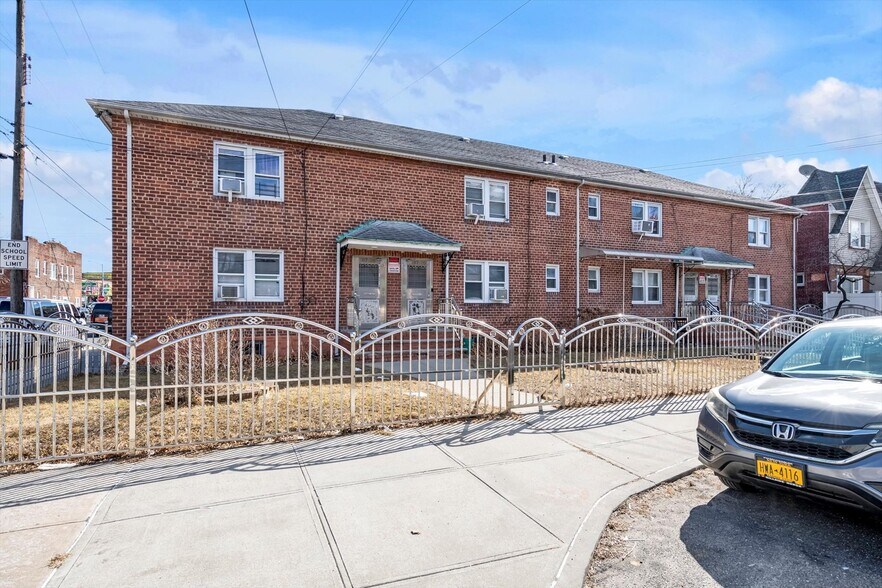 18705-18721 Baisley Blvd, Jamaica, NY à vendre - Photo de l’immeuble – Image 2 sur 18