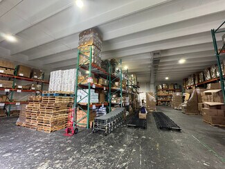 Plus de détails pour 2592-2598 W 78th St, Hialeah, FL - Industriel/Logistique à vendre