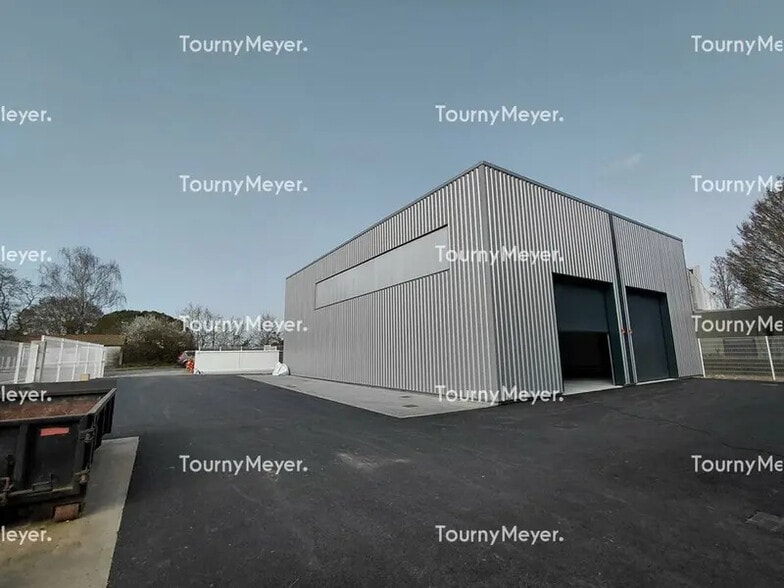12 Rue De La Gironnière, Sainte-Luce-sur-Loire à louer - Photo de l’immeuble – Image 1 sur 5