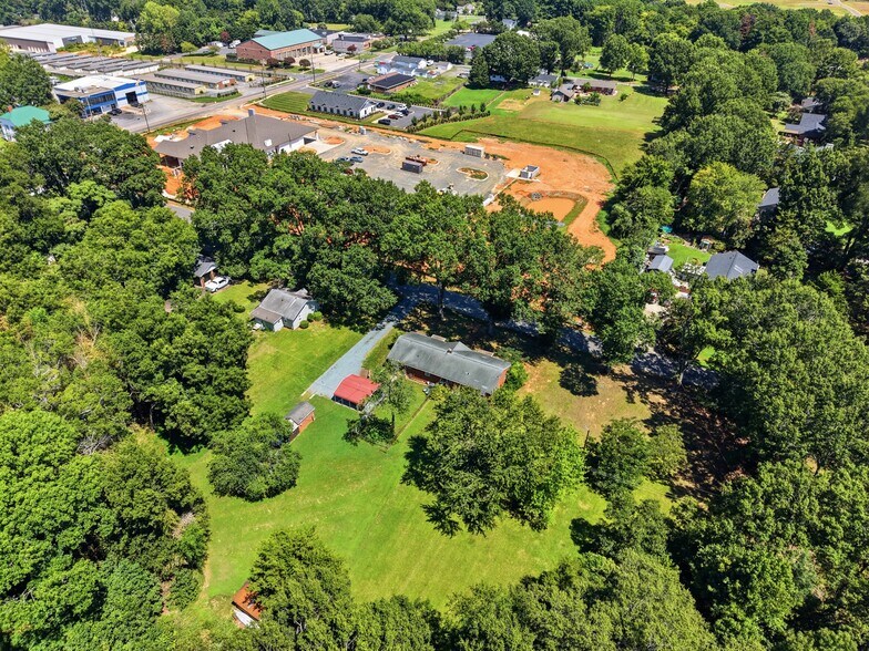 7727 McWhirter Rd, Mint Hill, NC à vendre - Photo de l’immeuble – Image 2 sur 5