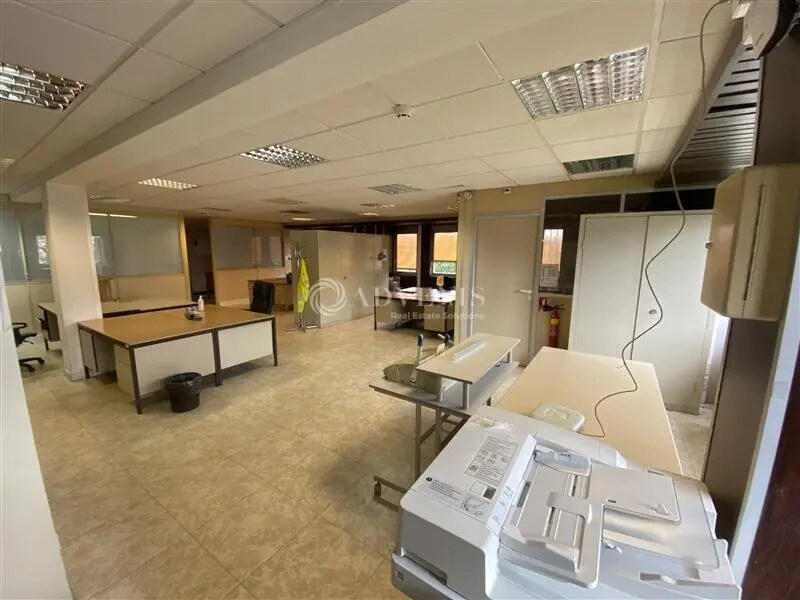 Bureau dans Chennevières-sur-Marne à louer Photo de l’immeuble– Image 1 sur 8