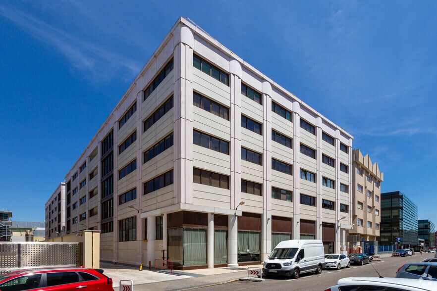 Bureau dans Madrid, Madrid à louer - Photo de l’immeuble – Image 1 sur 2