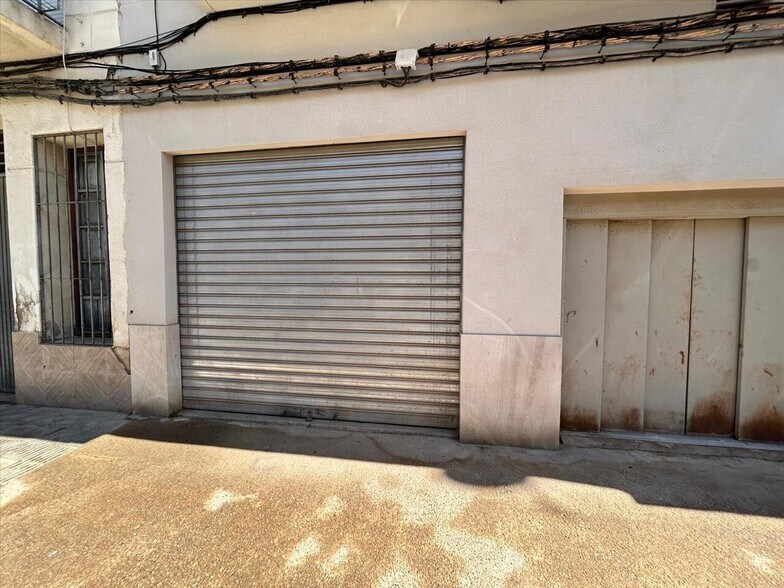 Local commercial dans Algemesí à vendre - Photo de l’immeuble – Image 1 sur 11