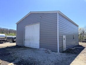 441 Clover Mill Rd, Exton, PA à louer Photo de l’immeuble– Image 2 sur 2