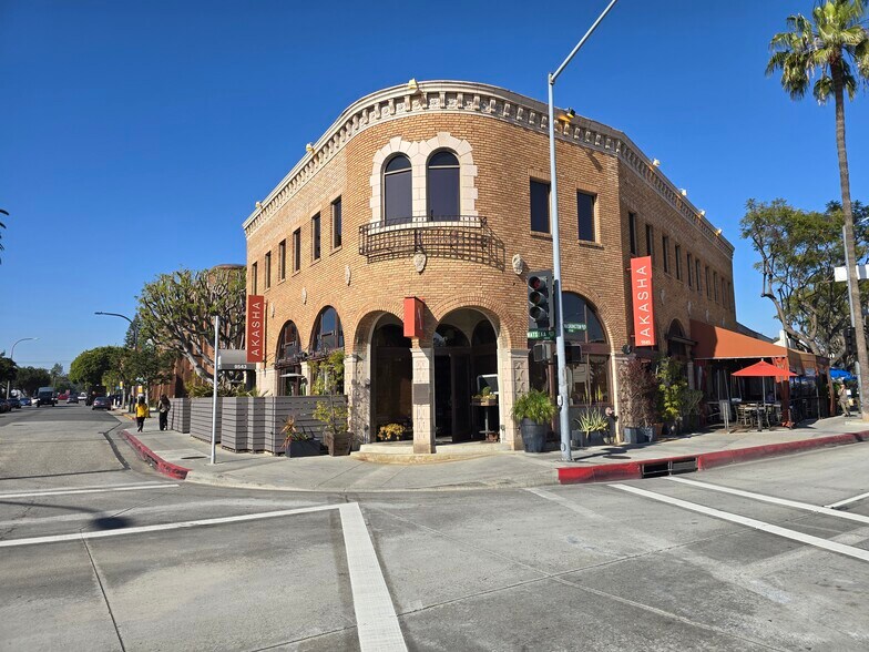 9543 Culver Blvd, Culver City, CA à louer - Photo de l’immeuble – Image 1 sur 28