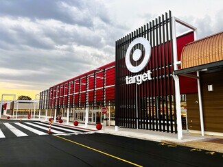 Plus de détails pour 400-490 N Main St, Doylestown, PA - Local commercial à louer